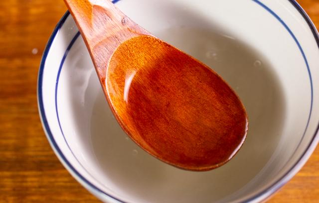 蜜汁小鸡翅，又一个好吃到嗦手指的鸡翅做法，比可乐鸡翅香多啦