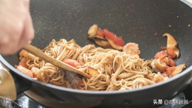 【超级宝妈】宝宝不爱吃饭？试下这道面食，好吃开胃又营养