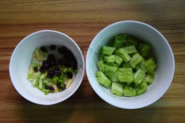 【你的育儿经】4月吃这“植物肉”,一周吃2次,孩子个头蹭蹭长