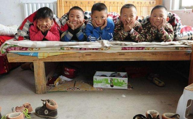 我们的那些年|准妈妈肚子大如“脸盆”，产检后发现怀上5胞胎，老公：造孽啊