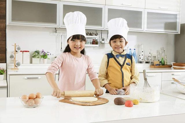 「超级宝妈」不会做饭的妈妈被吐槽，用好这几种“辅助物”，厨渣也能翻身了
