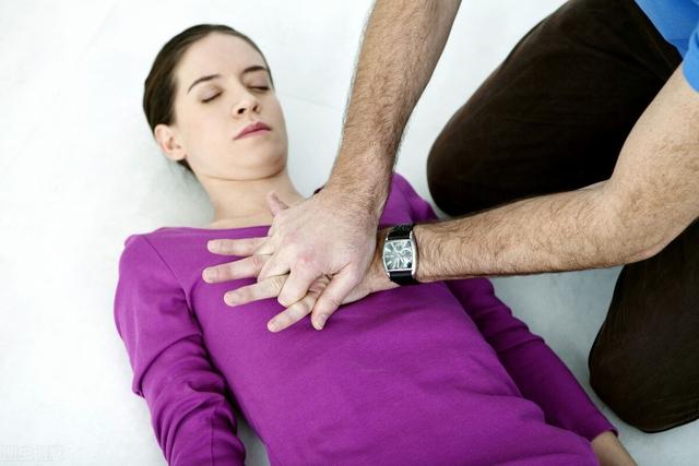 心梗怎么办？记住7步救命方法