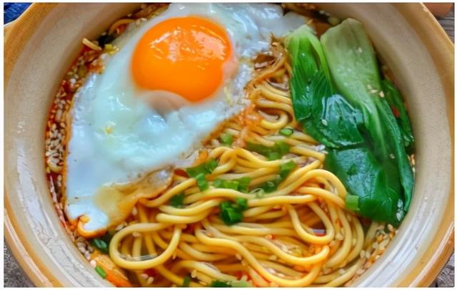 10分钟早餐面，比方便面方便，比兰州拉面好吃，调料大公开