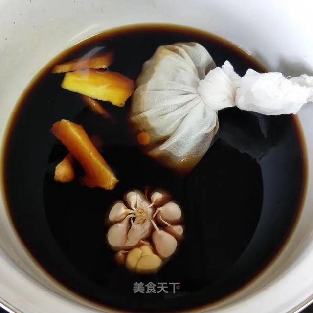 猪蹄这样做，软而不烂，肥而不腻！香糯可口，入口即化！家人超爱吃