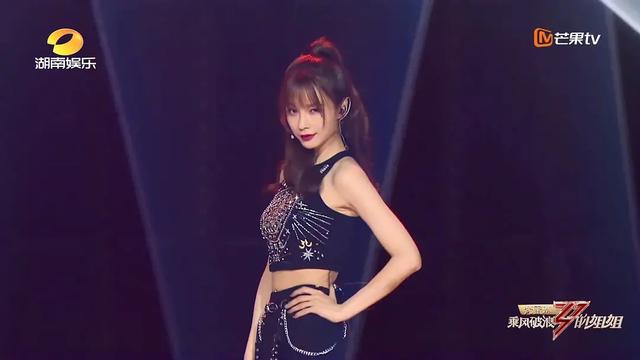 村口西凉花|《浪姐》控场哪家强？主持快本14年的吴昕为何被沈梦辰后来居上？