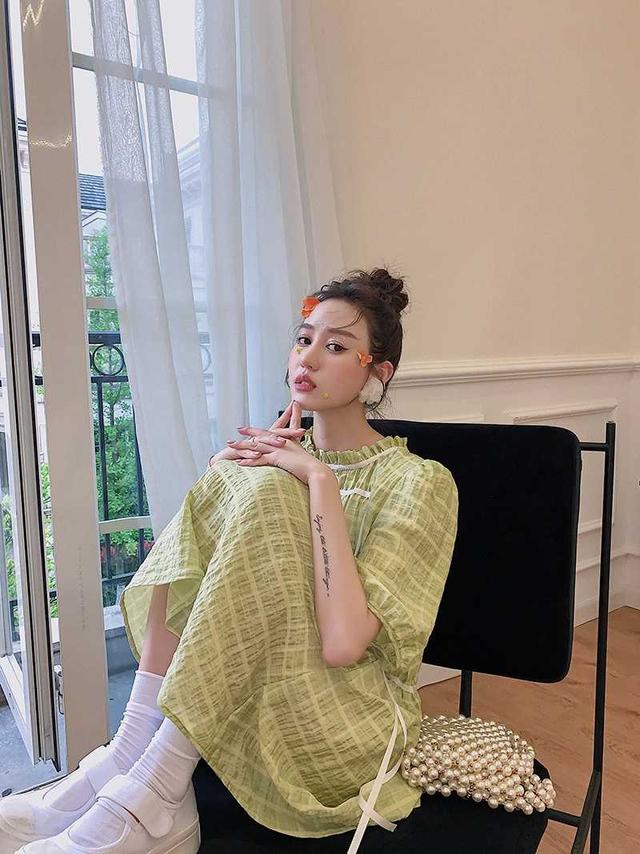 第五大道小众设计款柠檬绿格子连衣裙