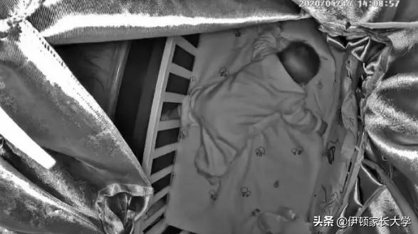 「超级宝妈」花6000块钱换来孩子窒息憋死:遵循父母的天性,胜过一切早教