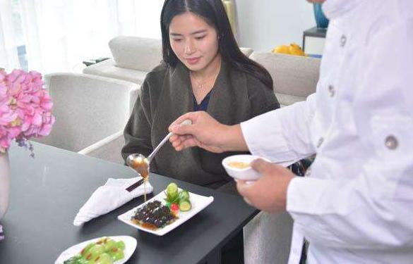 你的育儿经|坐月子不能随便做，“三做三不做”，宝妈需注意