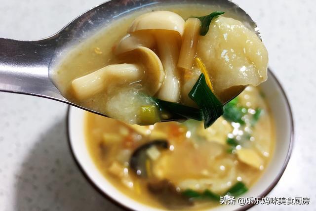 明日大雪，用6种食材做一锅特色面食，好吃又营养，冷天吃真舒服