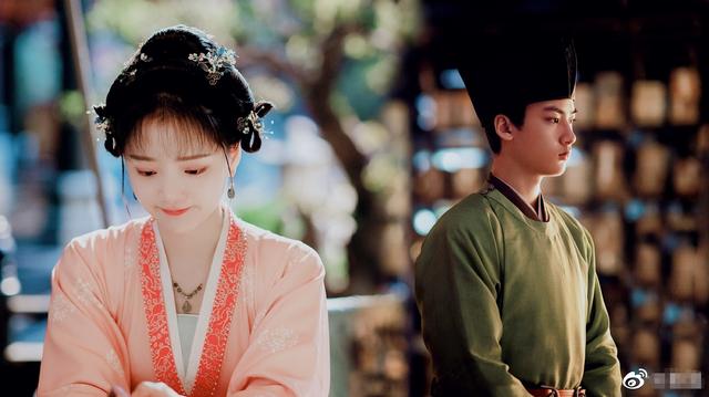 驸马李玮扮演者生活照曝光，不丑反而有点小帅，意外撞脸言承旭9号放映厅