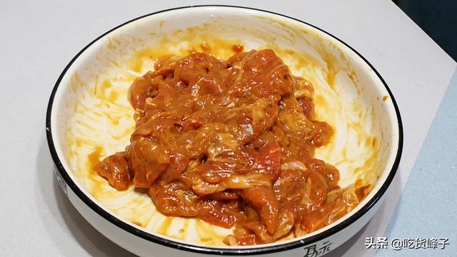 不管炒什么肉，不要直接下锅，大厨：记住3点，肉嫩不腥也不柴