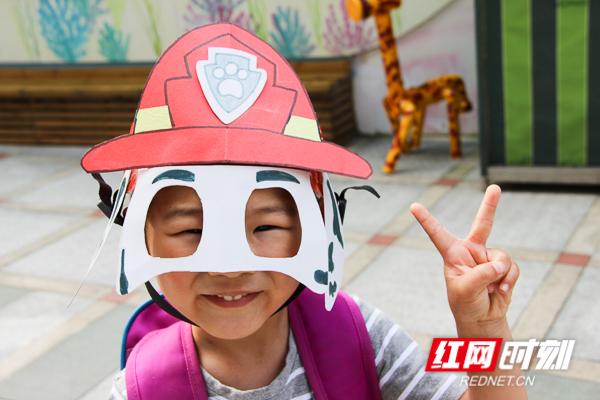 红网|六一来白沙幼儿园和“野生动物”做朋友