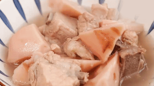 藕汤|小年夜，和家人一起喝藕汤吧