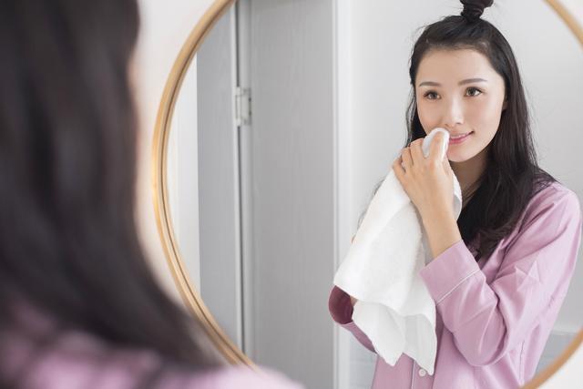 超级宝妈■夏季坐月子能用空调吗？其实产妇更怕高温，注意4方面健康坐月子