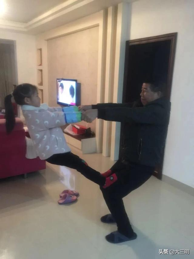 『超级宝妈』「停课不停学」梅列实幼开展宅家亲子“战疫”游戏活动