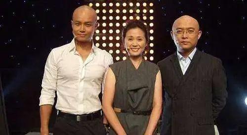 浮生|黄菡陪伴《非诚勿扰》六年，离开时孟非落泪，她现在怎么样了？