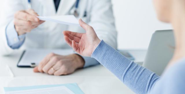 中老年糖尿病患者如何管理？医生告诉您，什么测血糖比较靠谱