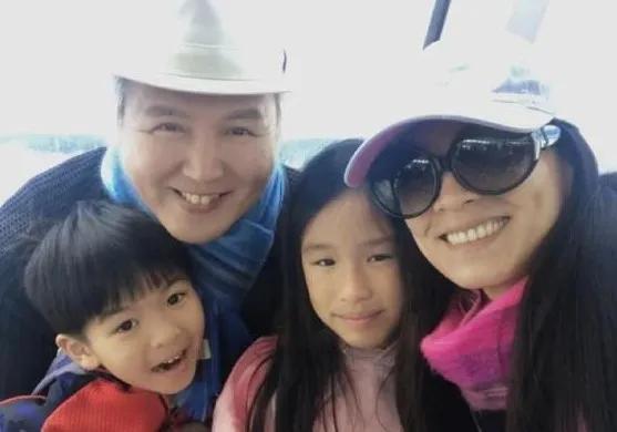 娱乐时光机|张庭陶虹同框比美，徐峥和林瑞阳却无辜躺枪，不愧是17年闺蜜