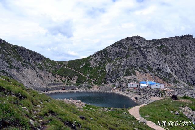 约吗旅行:巍巍秦岭主峰上的天池,奇异而又壮美,只留下了解不开的万古之谜