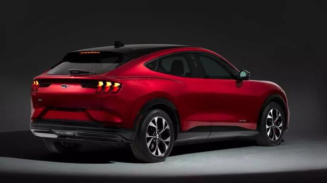 「车与大法师」电动Mustang卖脱销?我们真应该来好好看看这款车了