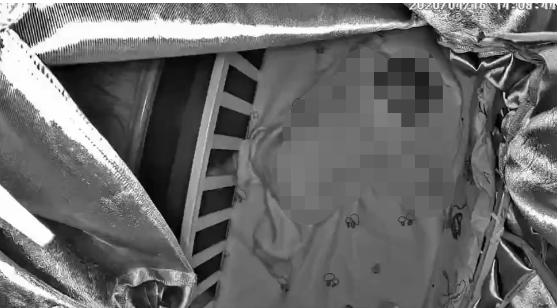 你的育儿经■三个月婴儿因＂趴睡＂窒息身亡，妈妈为何无动于衷