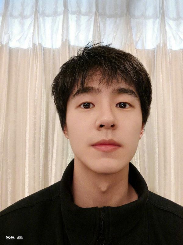 #中国日报网#刘昊然代言“年轻人的5G手机”vivo S6 亲授自拍技巧