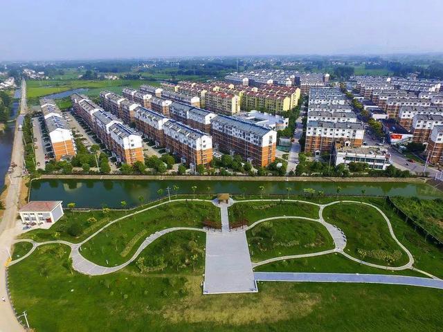 #诗的颈窝#身边打卡地!有你家门口的吗?