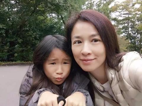【你的育儿经】张庭“试管女儿”被嫌丑，颜值不及妈妈一半，试管婴儿真的很差吗