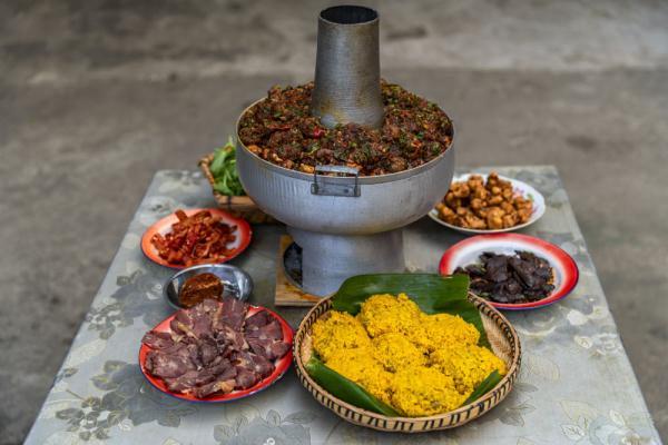 黄花|保山龙陵：清明“食”节，回味儿时那口香糯的黄花团子味