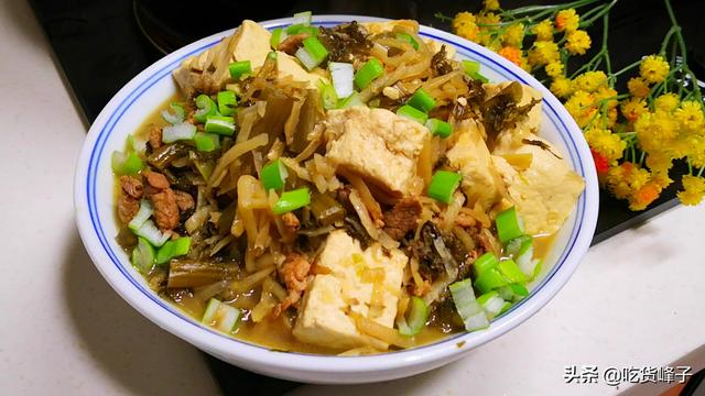 天冷了，用此菜炖豆腐，比白菜萝卜香，一次囤10斤，能吃一冬天