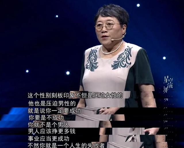 【你的育儿经】“最抠门宝宝”火了，自己动手缝破裤子，网友：奶奶带大的吧