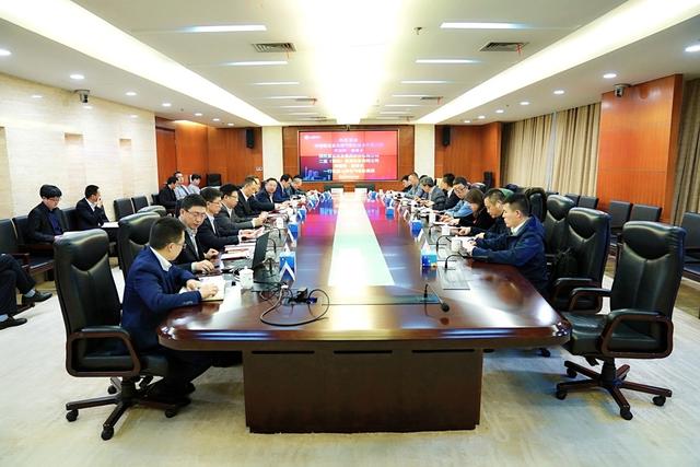 二重|国机重装签署300兆瓦级F级重型燃机首台样机关键部件供货合同