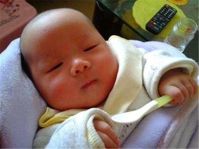 超级宝妈|为何宝宝过了6个月以后，变得爱生病了？3个原因经常被家长忽略