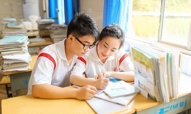 超级宝妈■一位妈妈的自述：女儿，为啥不同意你早恋，这些后果你承担不起