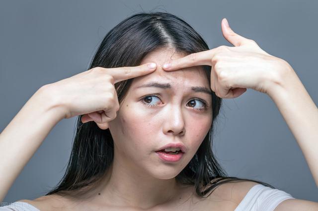 初夏薄凉|怀孕还能变“年轻”？孕期长痘痘了是怎么回事？该怎么办？