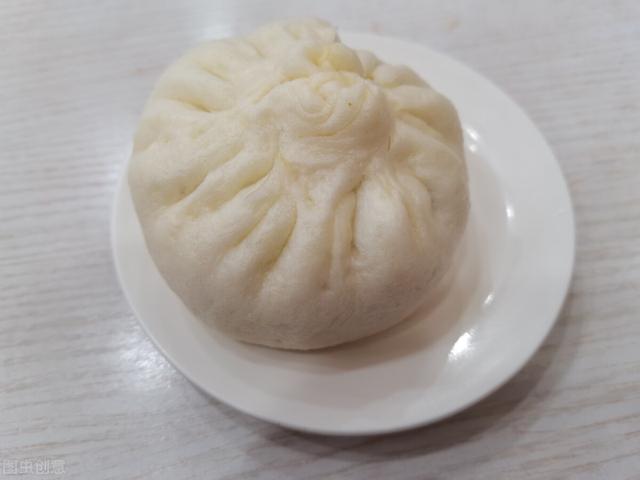 蒸白菜包子有诀窍，教你发面调馅对的做法，馅香皮软，一吃就上瘾