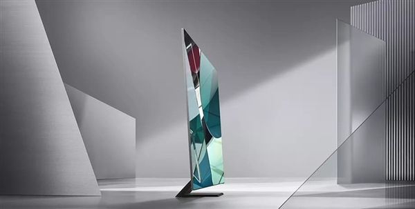 「太平洋电脑网」CES：三星新品Q950无边框8K QLED电视 99%屏占比