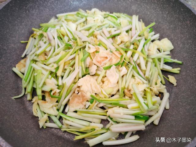 食材大众，做法简单的1道家常菜，咸香下饭，家人吃得开心