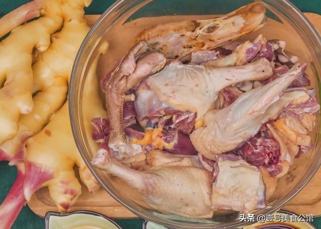 分享嫩姜鸭的好吃做法，鲜香肉嫩又营养，简单美味的肉食家常菜
