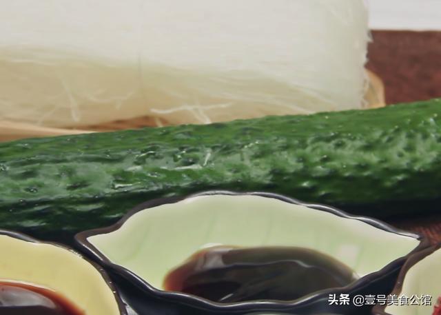 酸辣爽口的凉拌三丝，简单4步就能上桌，营养美味，家人都爱吃