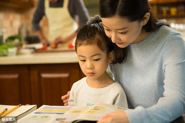 #你的育儿经#开学在即,教会孩子这4招,少吃亏不说,再也不用担心孩子被欺负