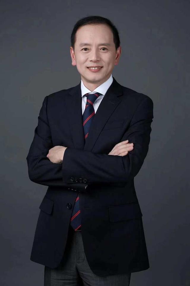 医学院|做完白内障手术，55岁杭州大姐的眼睛竟“返老还童”了