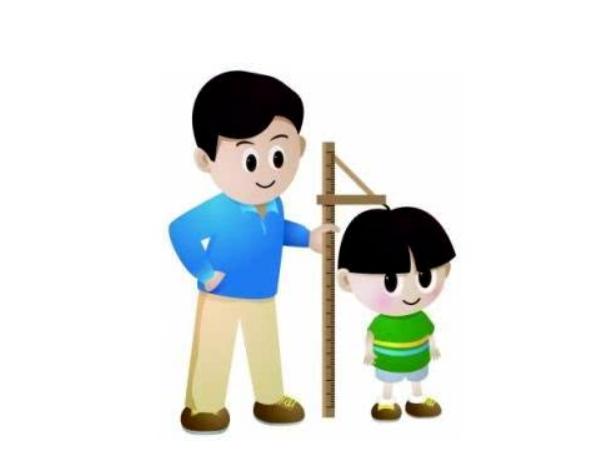 「你的育儿经」如果父母经常让孩子这样睡，那么将来孩子可能和高个子无缘了！