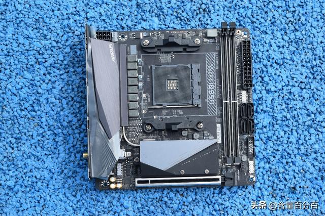 终归入坑ITX，技嘉B550I AORUS PRO AX评测