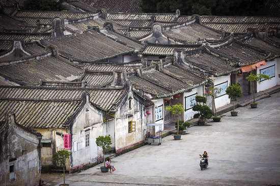 「旅行百事通」广东鲜为人知的百年古村,房屋可达773间,被当地人称“小故宫”