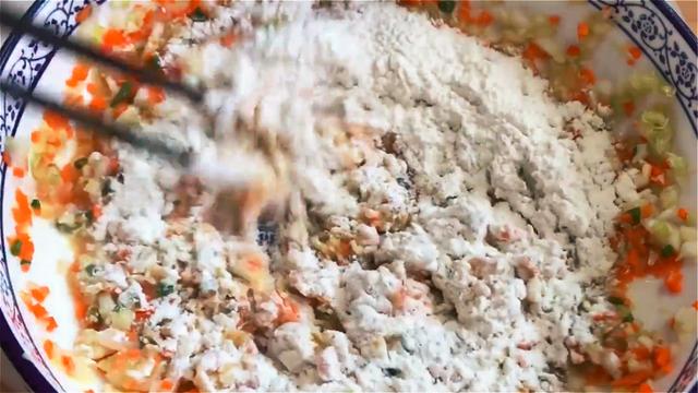 家常蔬菜早餐饼做法，柔软不发硬，营养丰富，老人孩子都爱吃