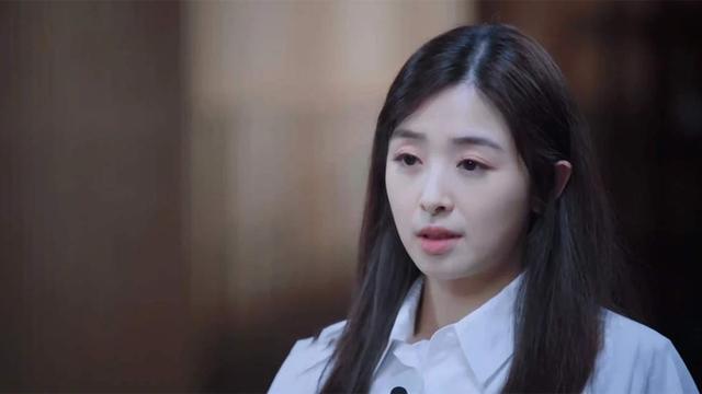 小瓶盖|第一届《超女》8强现状如何？4人销声匿迹，冠军处境让人心酸