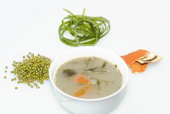 薏米|夏天容易得湿疹？来喝这碗汤