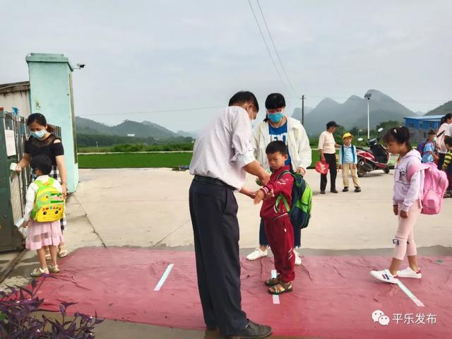 「超级宝妈」桂林平乐又一批“神兽”归笼，家长：终于解放了！