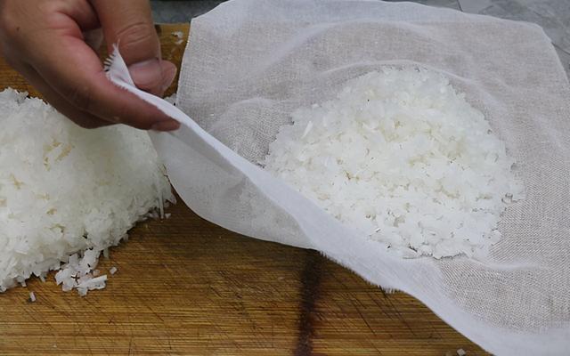 冬天多吃萝卜好，教你做素萝卜丸子，外脆里软，2块钱做一大盘